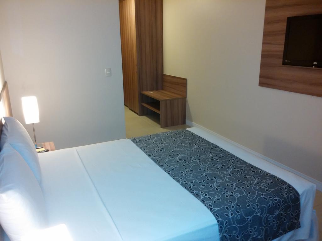 Days Inn By Wyndham Linhares Kültér fotó
