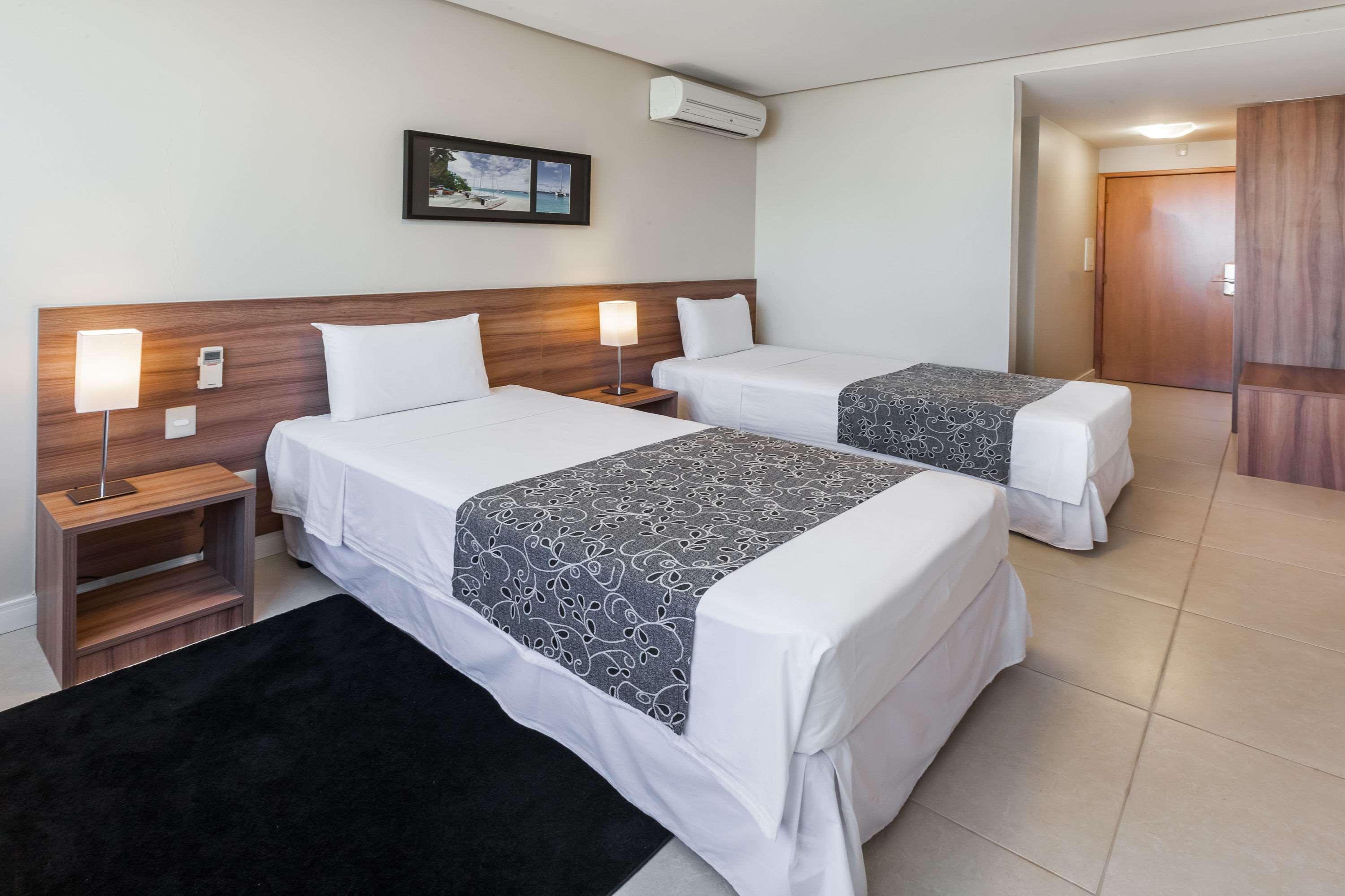 Days Inn By Wyndham Linhares Kültér fotó